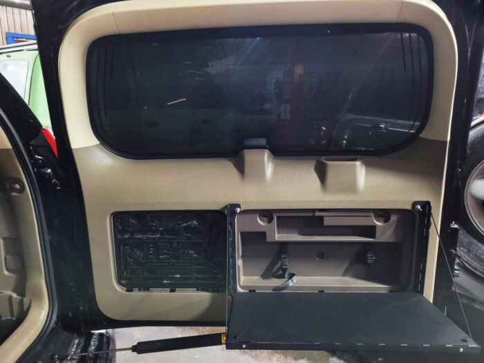 Відкидний стіл на двері багажника Toyota Land Cruiser Prado 150/Lexus GX 460, короткий - Зображення 9