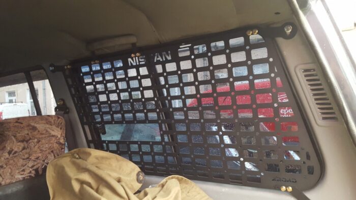 Модульна система зберігання Molle (Молле) для вікон багажника Nissan Patrol Y60 - Зображення 8