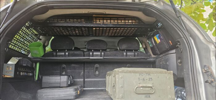 Полиця в багажник Jeep Grand Cherokee WJ - Зображення 12