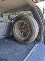 Кронштейн запасного колеса в багажник Toyota Land Cruiser 100 - Зображення 2