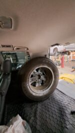 Кронштейн запасного колеса в багажник Toyota Land Cruiser 200 - Зображення 10