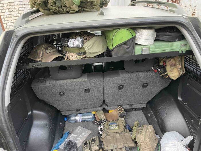 Модульна система зберігання Molle (Молле) для вікон багажника Toyota RAV4 (2000-2005) - Зображення 6