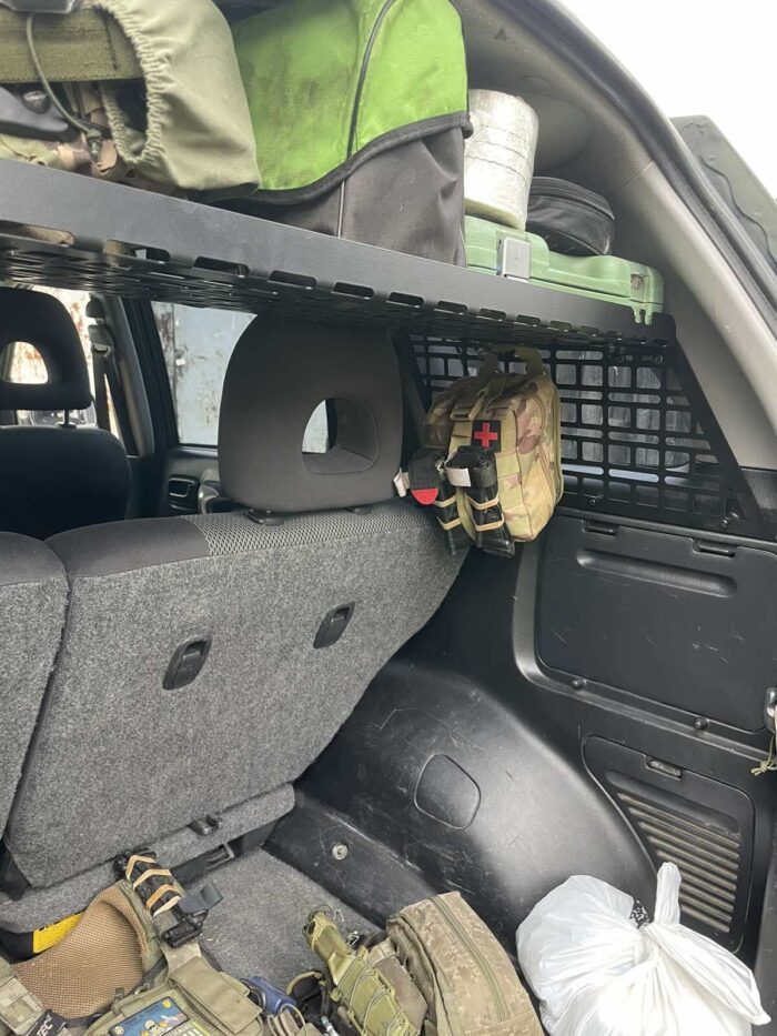 Модульна система зберігання Molle (Молле) для вікон багажника Toyota RAV4 (2000-2005) - Зображення 7