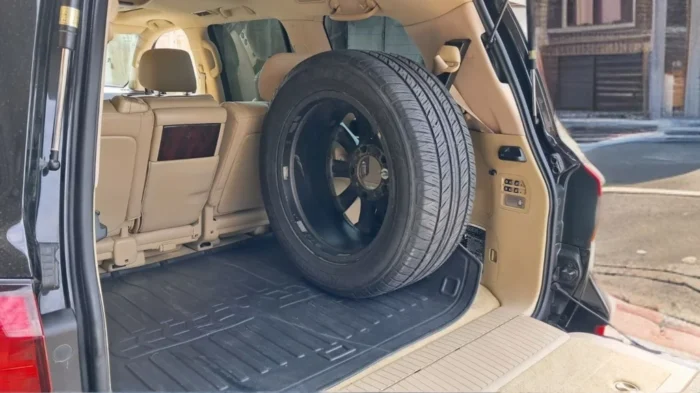 Кронштейн запасного колеса в багажник Lexus LX570 - Зображення 6
