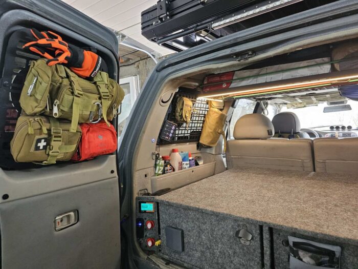 Модульна система зберігання Molle (Молле) для вікон багажника Jeep Grand Cherokee WK2 (2011-2022) - Зображення 5