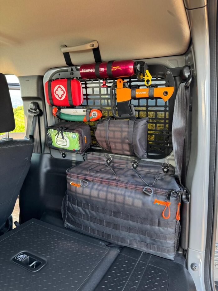 Модульна система зберігання Molle (Молле) для вікон багажника Jeep Grand Cherokee WK2 (2011-2022) - Зображення 6