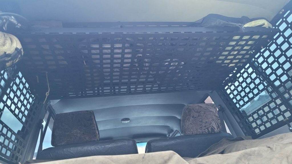 Полиця під стелю в багажник для Nissan Patrol Y60