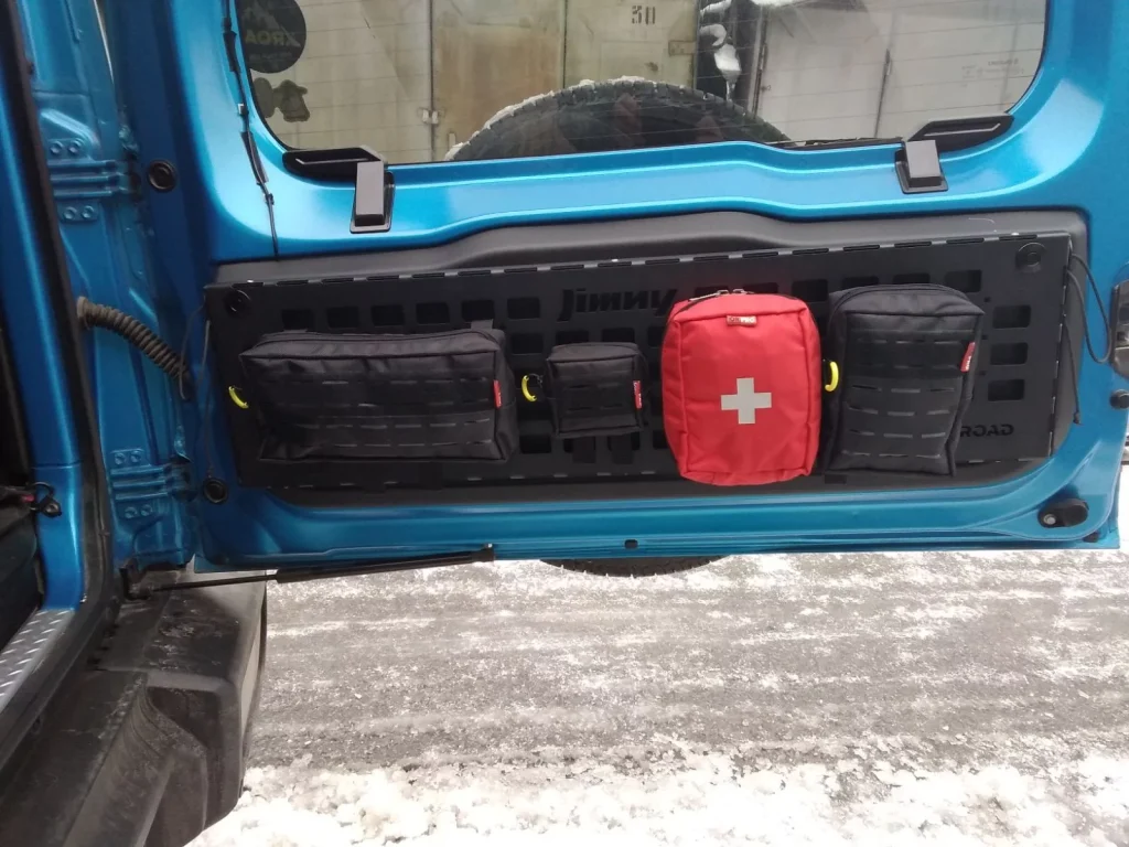 Відкидний стіл на двері багажника Suzuki Jimny (2018+)