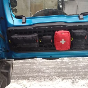 Відкидний стіл на двері багажника Suzuki Jimny (2018+)
