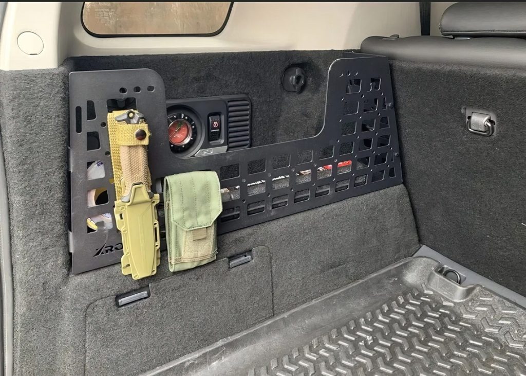 Molle (Молле) органайзер для багажника Toyota FJ Cruiser