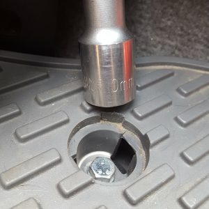 Molle (Молле) панель під заднє сидіння Lexus LX200