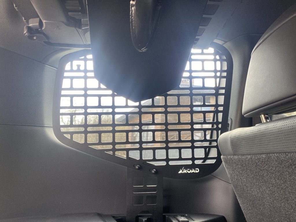 Модульна система зберігання Molle (Молле) для вікон багажника Toyota Land Cruiser 300