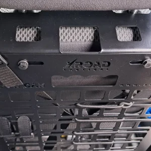 Металеве кріплення за підголівник