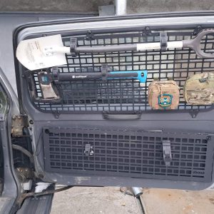 Панель Молле на вікно дверей багажника Suzuki Jimny (1998-2018)