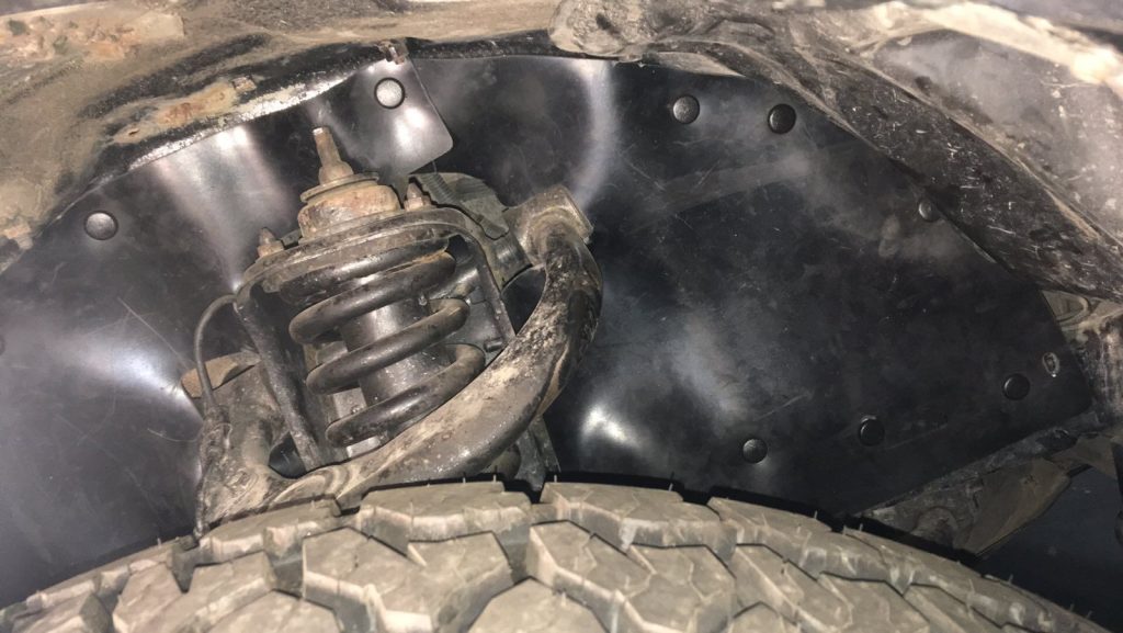 Комплект посиленого брудозахисту моторного відсіку з набором кліпс для Toyota Hilux G7 (2004-2014)