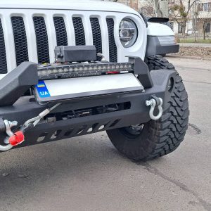 Відкидна рамка номерного знака для встановлення на клюз лебідки