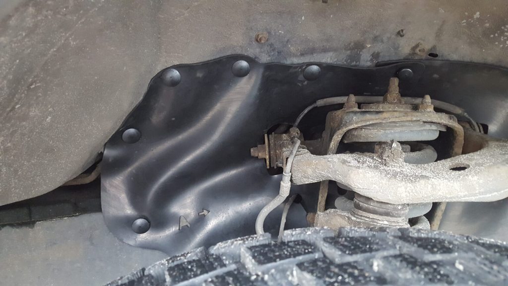 Комплект посиленого брудозахисту моторного відсіку з набором кліпс для Toyota Land Cruiser Prado 90 (1996-2002)