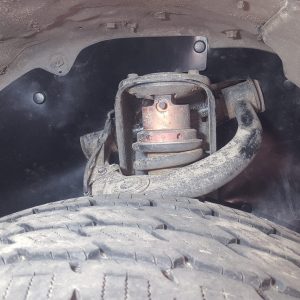 Комплект посиленого брудозахисту моторного відсіку з набором кліпс для Toyota Land Cruiser Prado 120