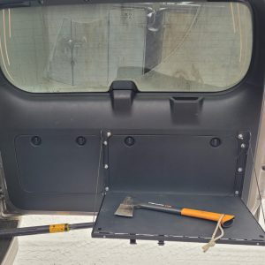 Відкидний стіл на двері багажника Toyota Land Cruiser Prado 150/Lexus GX 460, короткий