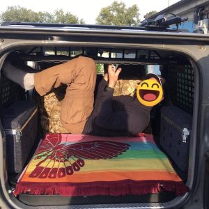 Полиця під стелю в багажник Suzuki Jimny JB64/JB74 (2018+)