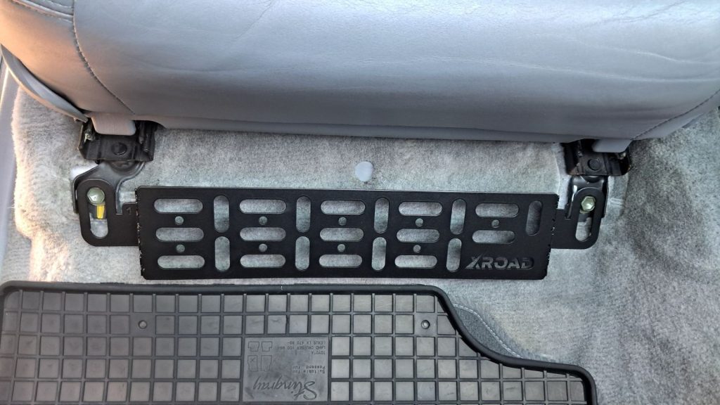 Молле панель під переднє сидіння Toyota Land Cruiser 100