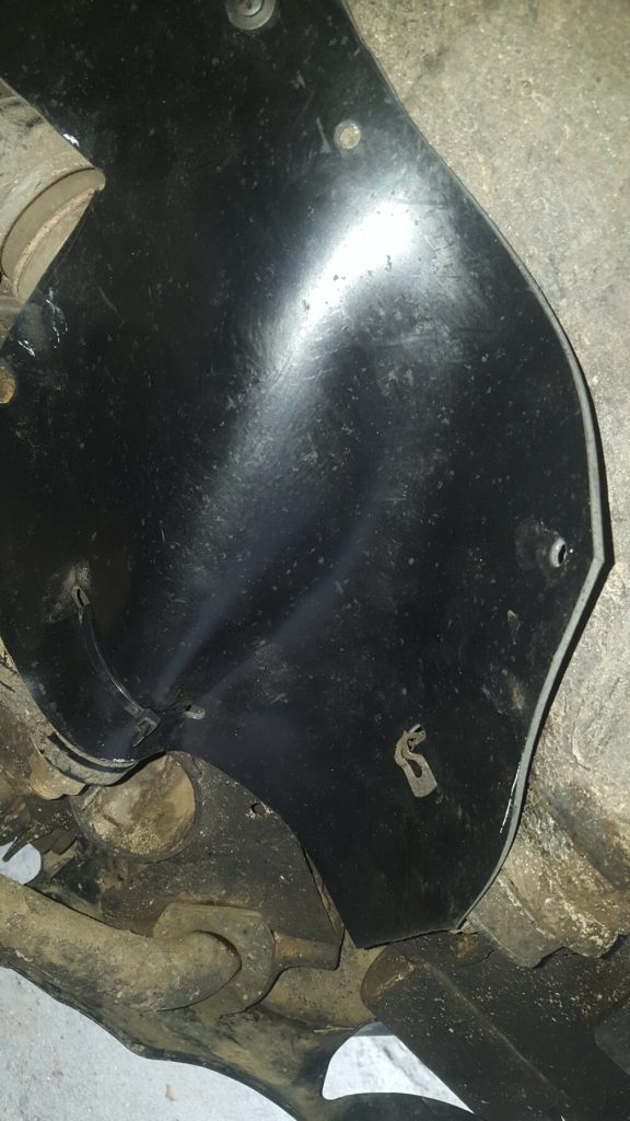 Комплект офроудних пильників моторного відсіку з набором кліпс для Mitsubishi Pajero G2 (1997-2003)