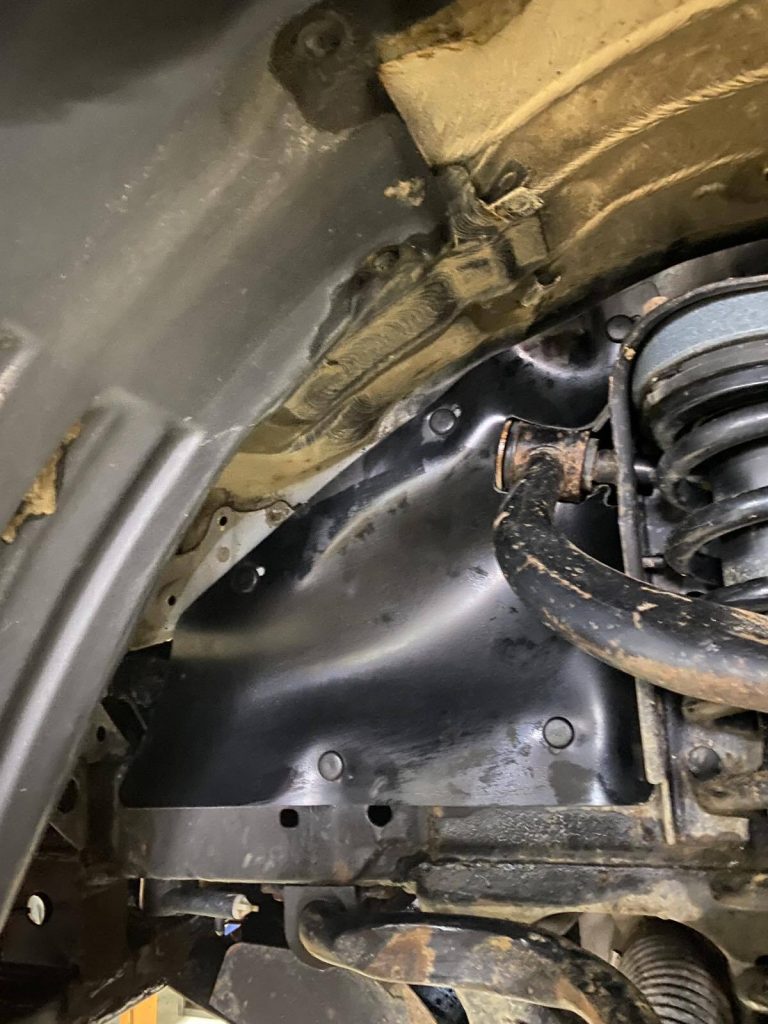 Комплект офроудних пильників моторного відсіку з набором кліпс для Toyota Tacoma