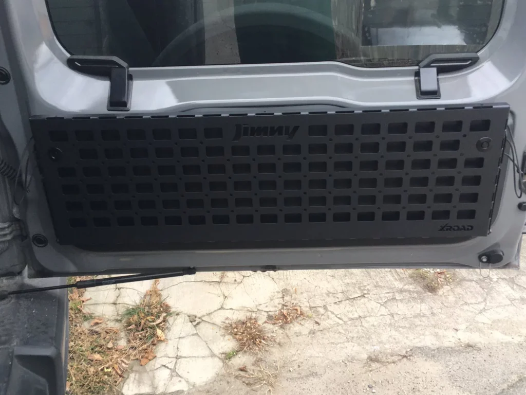 Відкидний стіл на двері багажника Suzuki Jimny (2018+)