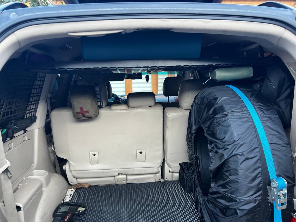 Полиця під стелю в багажник Lexus GX 470