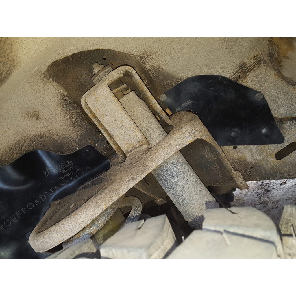 Пильник моторного відсіку передня права частина для Nissan Patrol Y60 (1987-1997)