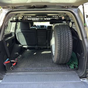 Кронштейн запасного колеса в багажник Toyota Fortuner G1 (2005-2015)