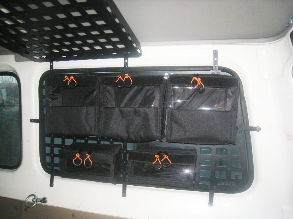 Модульна система зберігання Molle (Молле) для вікон багажника Toyota Land Cruiser 78