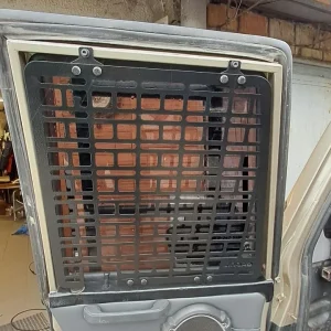 Molle (Молле) панель для дверей багажника Nissan Patrol Y60