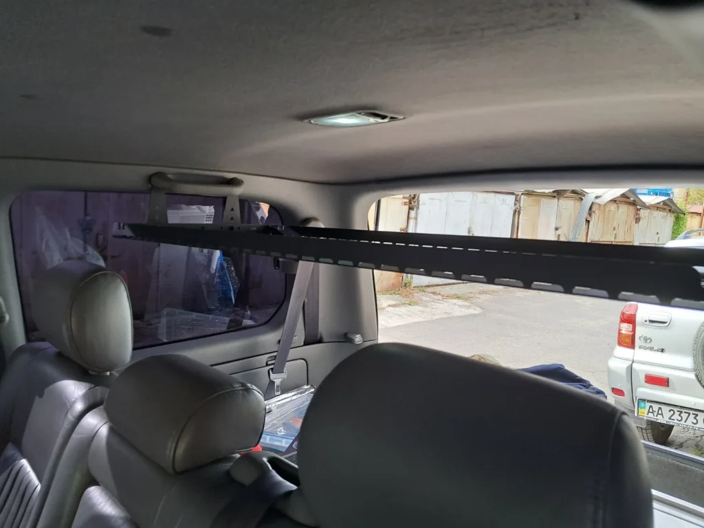 Полиця під стелю в багажник Toyota Land Cruiser 100