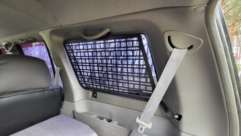 Модульна система зберігання Molle (Молле) на вікно багажника Nissan Patrol Y61