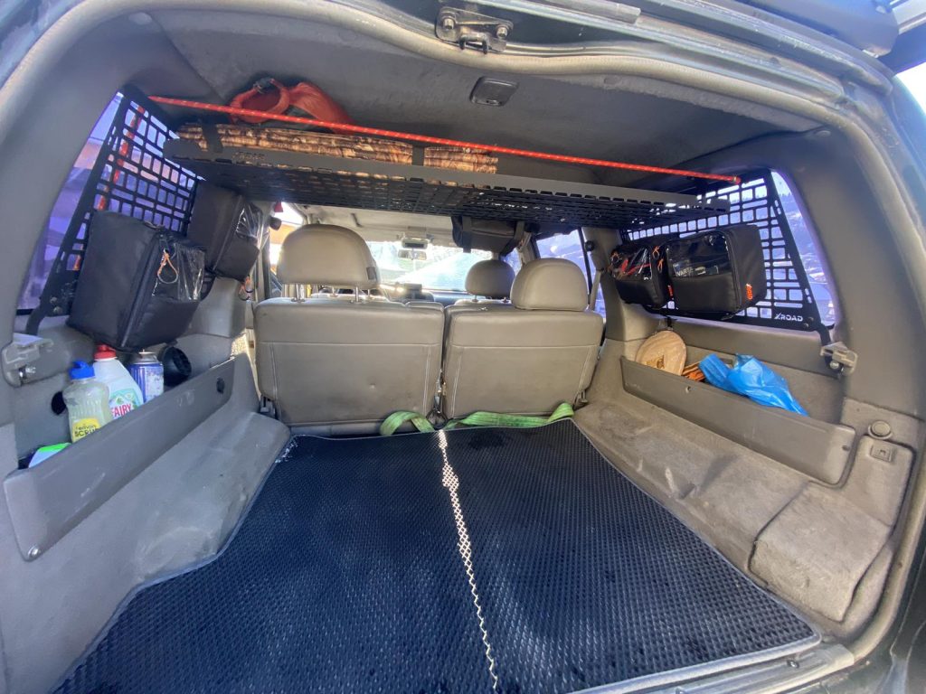 Модульна система зберігання Molle (Молле) на вікно багажника Nissan Patrol Y61