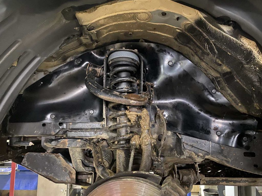 Комплект офроудних пильників моторного відсіку з набором кліпс для Toyota Tacoma