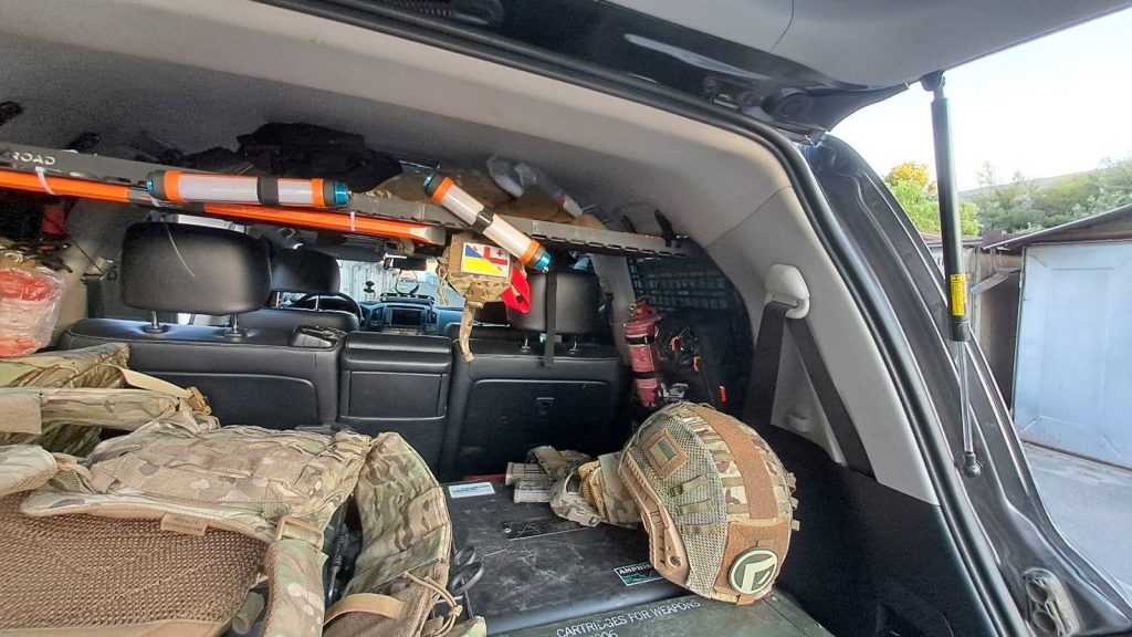 Модульна система зберігання Molle (Молле) для вікон багажника Toyota Land Cruiser 200