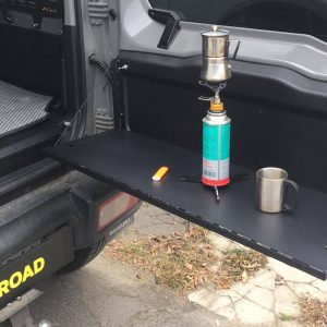 Відкидний стіл на двері багажника Suzuki Jimny (2018+)