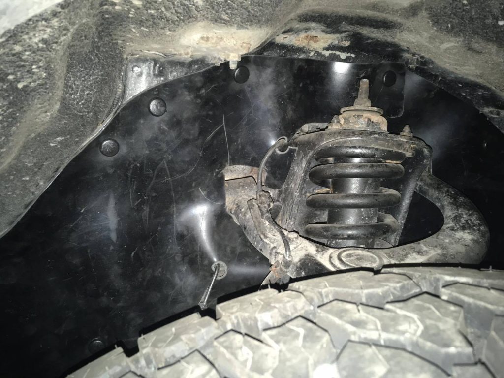 Комплект посиленого брудозахисту моторного відсіку з набором кліпс для Toyota Hilux G7 (2004-2014)