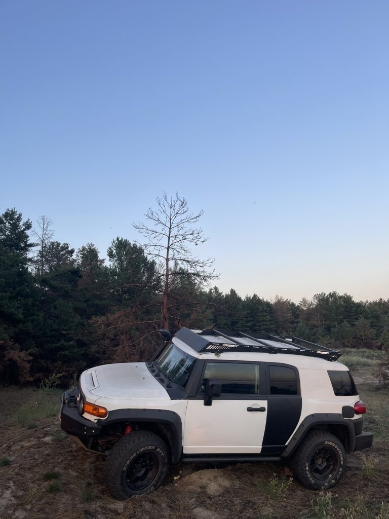 Експедиційний багажник на Toyota FJ Cruiser
