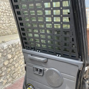 Molle (Молле) панель для дверей багажника Nissan Patrol Y60