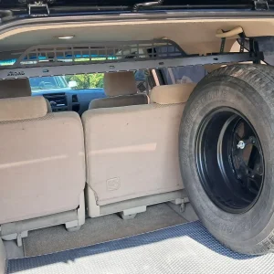 Кронштейн запасного колеса в багажник Toyota Fortuner G1 (2005-2015)