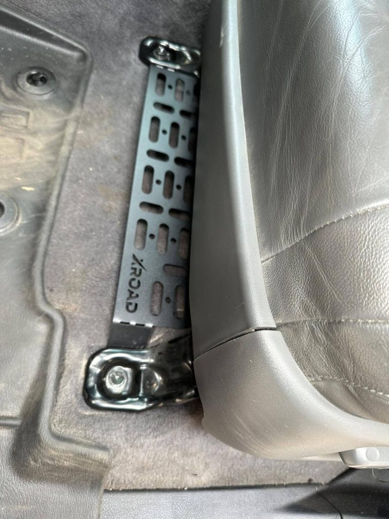 Молле панель під переднє сидіння Toyota Land Cruiser 200