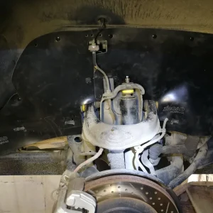 Комплект посиленого брудозахисту моторного відсіку з набором кліпс для Mitsubishi L200 G3 (1996-2004)