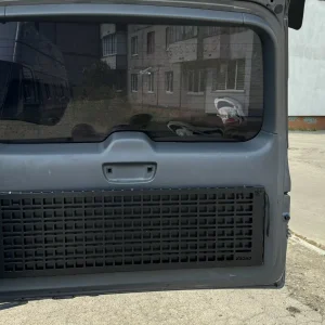 Відкидний стіл на двері багажника Toyota Land Cruiser Prado 90