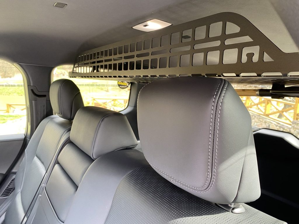 Полиця під стелю в багажник Toyota Land Cruiser 300