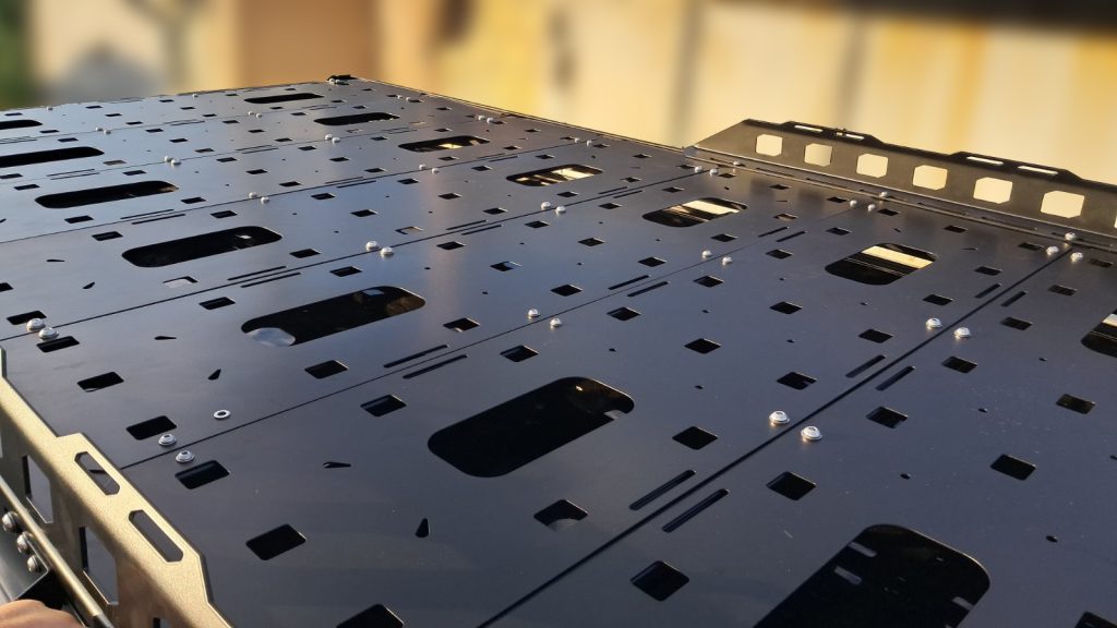 Експедиційний багажник на Toyota Land Cruiser 200