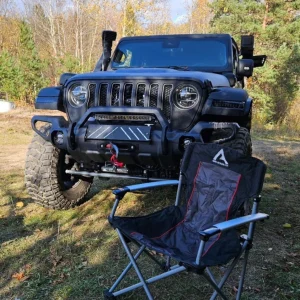 Відкидна рамка номерного знака для встановлення на клюз лебідки