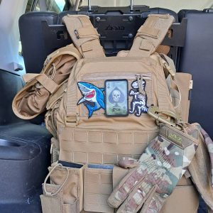 Вішак для бронежилета з універсальним кріпленням за підголівник